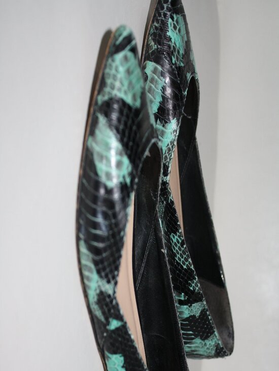 Loeffler Randall - Black & Teal Snakeskin Pointed Toe Flats -  Sz 8 - Picture 3 of 12